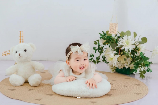 吐鲁番宝宝三个月抬头不稳